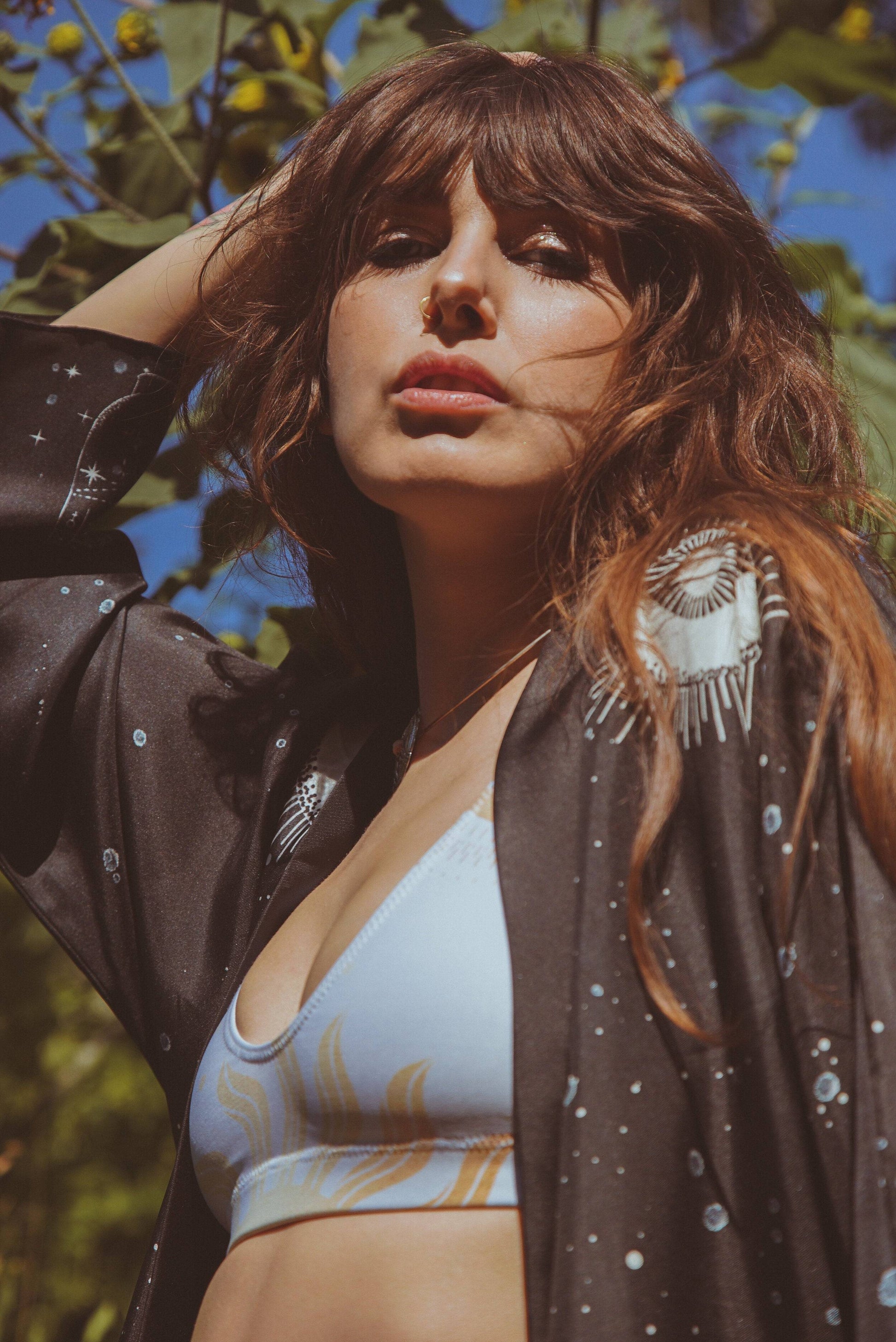 Royal RobeHolding Court IncIntroducing the The Original Royal Robe, a tailored, bespoke kimono crafted from lightweight silk.
Perfect for year round, this kimono combines elegance with comfortPeignoirThe Royal RobeHolding Court INCHolding Court INCHolding Court INC