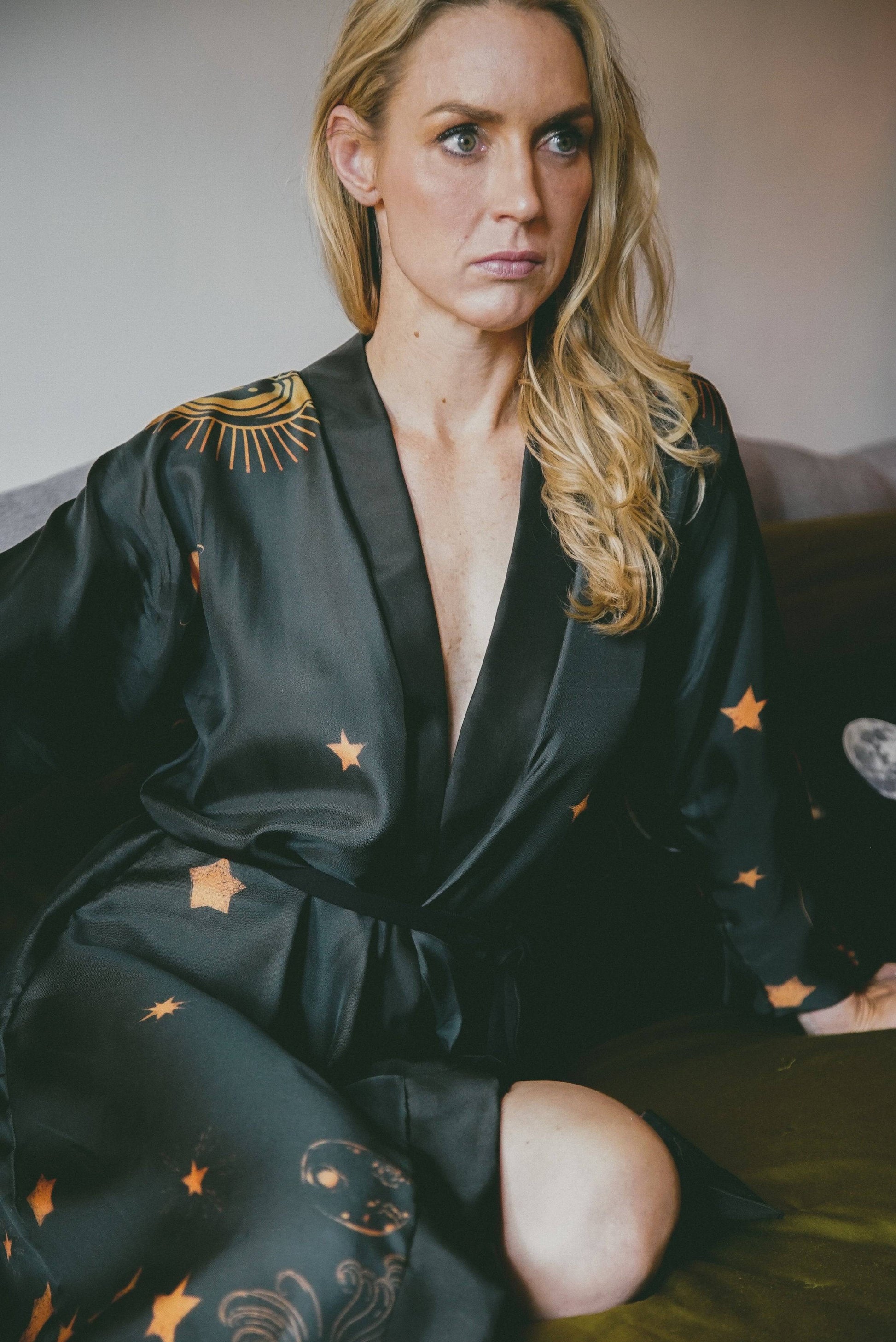 Royal RobeHolding Court IncIntroducing the The Royal Robe in Twilight, a tailored, bespoke kimono crafted from lightweight silk.
Perfect for Summer Fashion, this kimono combines elegance with PeignoirThe Royal Robe in TwilightHolding Court INCHolding Court INCHolding Court INC